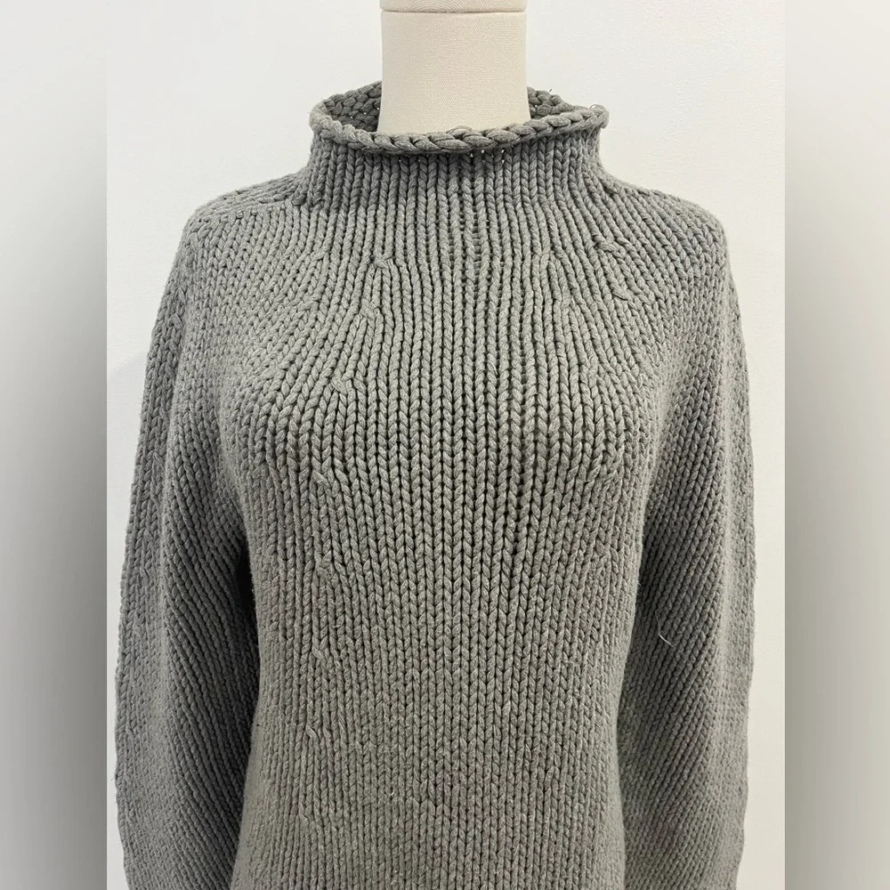 J. Crew Vintage Hand Knit Cotton Roll Neck Gray Swater - Picture 5 of 11